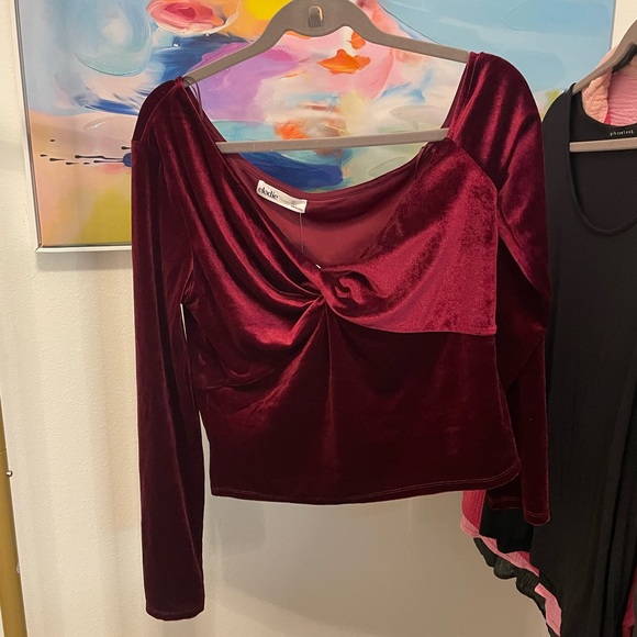 Elodie Tops - Elodie Velvet Twist-Front Long Sleeve Top - Burgundy Size Large